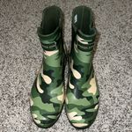 London Fog  Collection Women’s Piccadilly Camo Rain Boot Photo 1