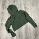 Wild Fable Women's Olive Long Sleeve Cropped Hoodie - Size Medium - NWT Photo 5