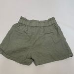 C&C California  Linen Army Green Short Photo 3