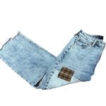 Hollister 🌟  Ultra High-Rise Mom Jeans Raw Hem Patchwork Size 31 👖 Photo 10