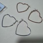 Silver Gold Heart Hoop Earrings 2 pack NEW Photo 2
