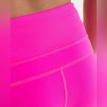 Lululemon NWOT Clam Digger II Raspberry Glo Light Photo 3