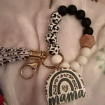 Leopard Print Mama Keychain Black Photo 0