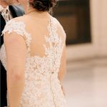 Elegant Lace Wedding Dress White Size 8 Photo 2