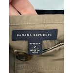 Banana Republic  Women's Khaki Cargo Shorts Stretch Size‎ 2 Photo 6