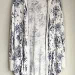 Altar'd State Altar’d State Blue White Floral Hooded Cardigan Size Small Photo 0