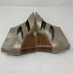 Donald Pliner Size 9 N Jenkin Gold Metallic Leather Wedge Sandal Back Zip Cutout Photo 7