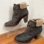 UGG  1008741 Analise Lace Up Brown Sheepskin Leather Heeled Ankle Boots Size 8.5 Photo 0