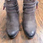 Tamaris • Lizudi ankle boots brown leather booties heeled fleece lined tassel Size 7.5 Photo 3
