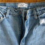Abercrombie & Fitch Abercrombie 90s Straight Ultra High-Rise Photo 1