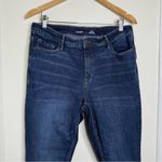 Old Navy  Rockstar Super Skinny High Rise Women’s Size 14 Medium Wash 28” Inseam Photo 1