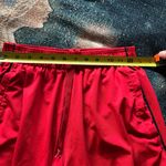 Under Armour Red Black Shorts SM/P Loose Fit Colorblock Athletic Training Gym Photo 11