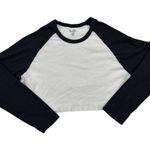 Brandy Melville  - Raglan Sleeve Cropped Top in White & Black Photo 0