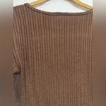 Old Navy  | Brown Ribbed Women's Short Sleeve Scoop NeckTop | Size Medium Photo 2