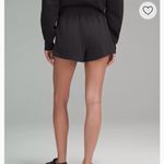 Lululemon  Court Rival High-Rise Short 3" in black Photo 1