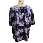 White Cross Butterfly Print Scrub Top‎ V Photo 4
