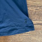 NWT On Running Movement Tank Navy Blue with Penn Relays Logo Size Large Photo 7