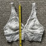 Aerie  Woman's XS White Lace Bralette Photo 5