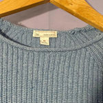 Gap  baby blue crewneck ribbed sweater with slits at the sides
Women’s size XS Photo 3