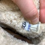 UGG  Caspia 1932 Lace Up Leather Booties Black 9 Photo 7