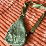 Anthropologie  green bag Photo 0