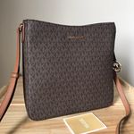 Michael Kors Purse Photo 0