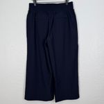 Quince  Performance Tech Wide Leg Pant in Navy Size Medium Photo 2