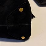 HOUSE OF HARLOW 1960 BLACK SUEDE BAG WITH SHOULDER STRAP AND GOLD TONED HANDLE Photo 10