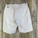 Lee  Total Freedom Size 10M Bermuda MidRise Fit White Short with Belt Loops Photo 1