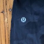 Lululemon  Base Pace High-Rise Running Tight 25" in Heritage 365 Camo Deep Coal M Photo 4