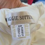 Maggie Sottero Cream Wedding Dress Size 10 Photo 10