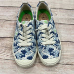 Cariuma Art Edition Canvas Low Top Sneakers Blue Wave Print Lace Up Women's 5.5M Size 5.5 Photo 3