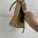 Lucky Brand  Dori Bucket Crossbody Bag Purse Tan Brown Leather Lines Pockets Photo 7