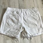 MOTHER The Loosey Fray Short Size 27 White Photo 4
