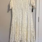 Taylor white lace cold shoulder asymmetrical hem midi dress size 10 Photo 4