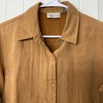 Studio Works EUC Vintage women’s faux suede tan pleated button front shirt M Photo 1