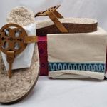 Tory Burch Women's Miller Cloud Medallion Shearling Thong Sandals Size 9 NEW Photo 2