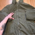 Mila & Tiff Olive Green Full Zip Puffer Jacket Womens Size M Sherpa Lined Coat Size M Photo 4