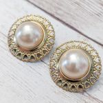 Vintage Clip On Earrings Faux Pearl with Gold Tone Heart Halo Photo 2