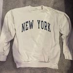 Brandy Melville New York Crewneck Photo 0
