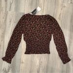 Paper Crane NWT  Long Sleeve V Neck Smocked Peasant Top Black Floral Size XS Photo 5