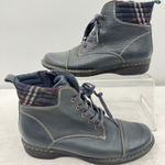 Clarks Navy Blue Whistle Bea Ankle Boot Lace Up + Zip Quilted Plaid Preppy Sz 9 Photo 0