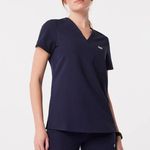 FIGS  Catarina One Pocket Scrub Top Photo 0