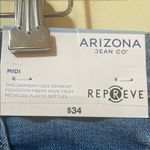 Arizona Jeans Womens New Arizona Jean Company Mid Rise Midi Blue Denim Shorts Photo 1