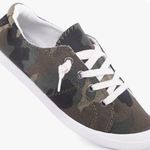 Soda ‎Camo Lace Up Slip On Sneakers Photo 9
