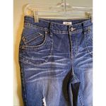 Cato Light Wash Low Rise Denim Cuffed Capris Size 6 Photo 2