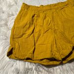 Old Navy Demi Double Weave Shorts Golden Lantern L Photo 3
