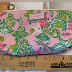 Lilly Pulitzer  for Estee Lauder makeup bag. Photo 4