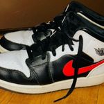 Jordan  1 Photo 0