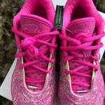 Nike  LeBron 21 Photo 2